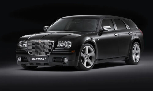 Chrysler 300C Touring SRT8 #4
