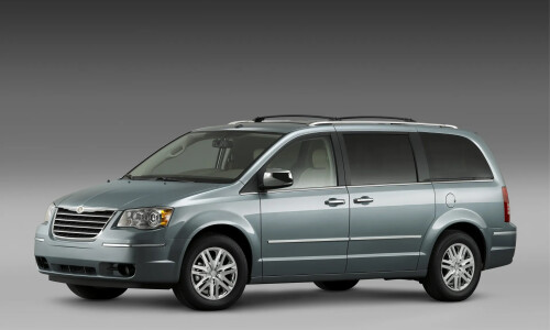 Chrysler Grand Voyager #1
