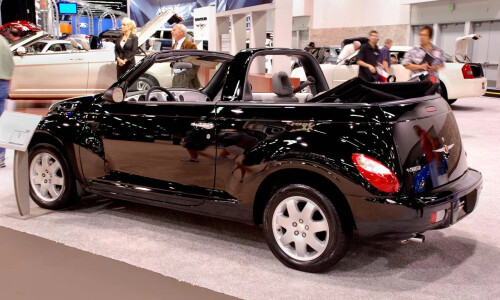 Chrysler PT Cruiser Cabrio #13