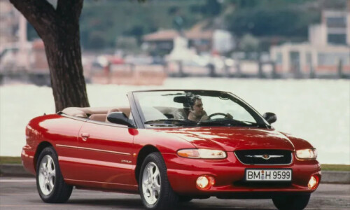 Chrysler Stratus #12