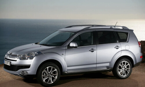 Citroen C-Crosser #8
