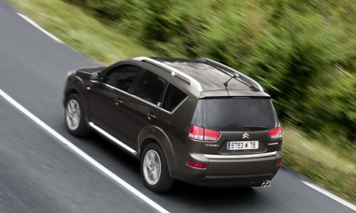 Citroen C-Crosser #12