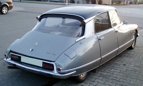 Citroen DS #4