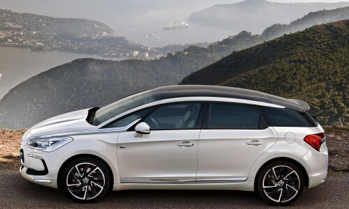 Citroen DS5 Hybrid4 #6