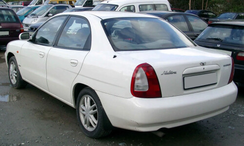 Daewoo Nubira #1