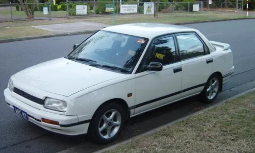 DAIHATSU Applause #5