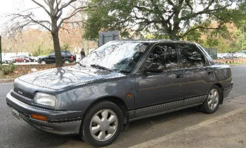 DAIHATSU Applause #12
