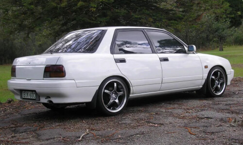 DAIHATSU Applause #13