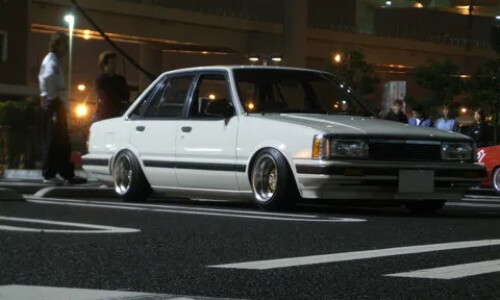 DAIHATSU Charmant #9