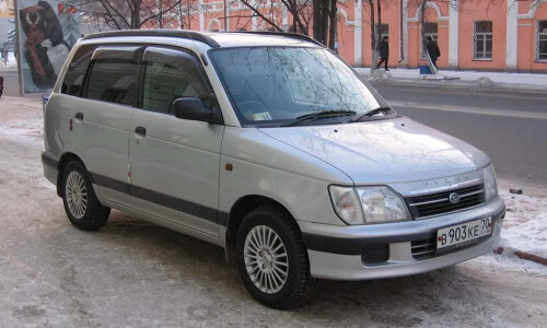 DAIHATSU Gran Move #4