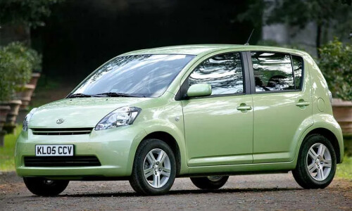 DAIHATSU Sirion #9