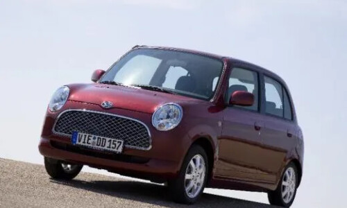 DAIHATSU Trevis 1.0 #7