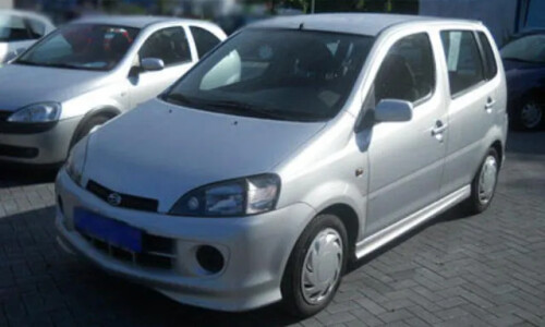 DAIHATSU YRV EDITION 25 #3