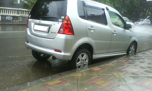 DAIHATSU YRV Top EDITION #4