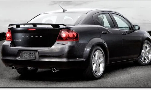 Dodge Avenger #7
