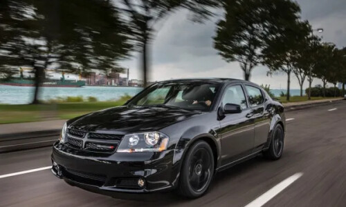 Dodge Avenger R/T #10