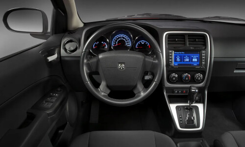 Dodge Caliber #7