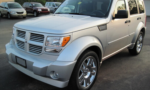 Dodge Nitro #6
