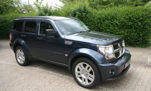 Dodge Nitro 2.8 CRD #8