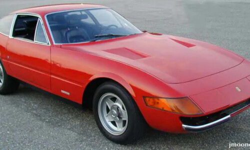 Ferrari 365 #4