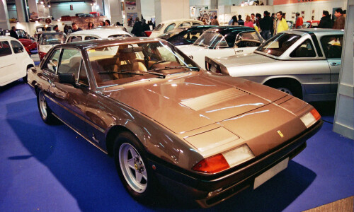 Ferrari 400 #2
