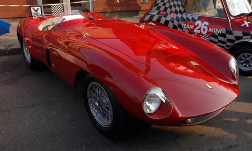 Ferrari 750 #3