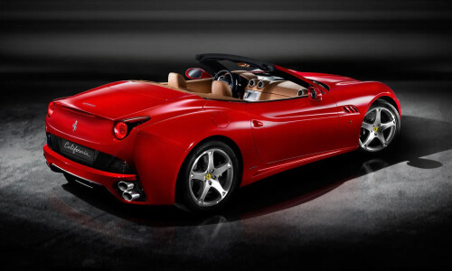Ferrari California #10