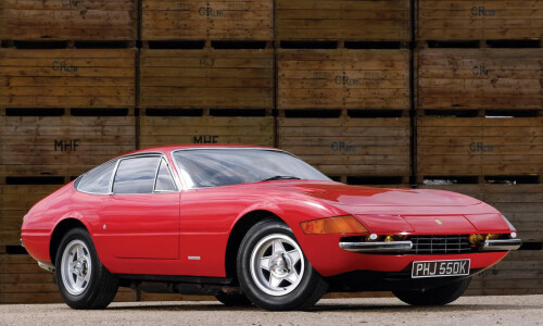 Ferrari Daytona #8
