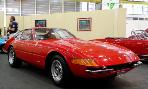 Ferrari Daytona #13