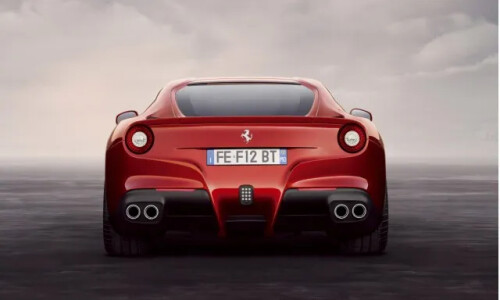Ferrari F12 Berlinetta #11