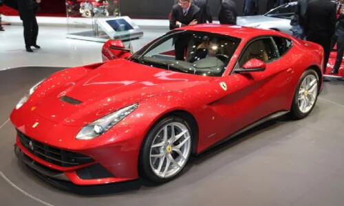 Ferrari F12 Berlinetta #16