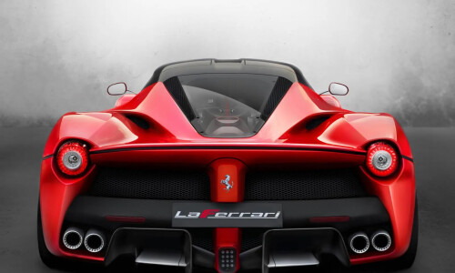 Ferrari F70 #3