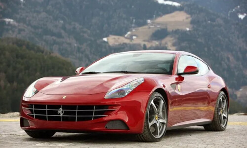 Ferrari FF #9