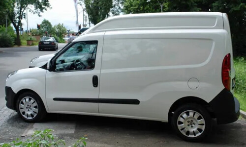 Fiat Doblo Cargo Maxi XL #6