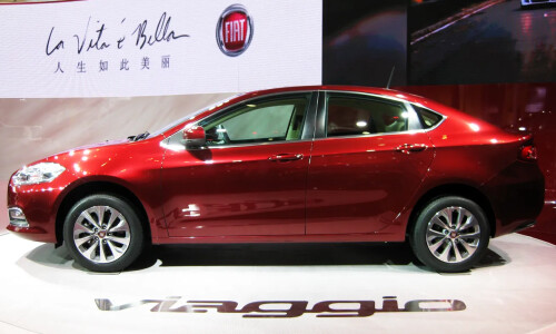 Fiat Viaggio #11