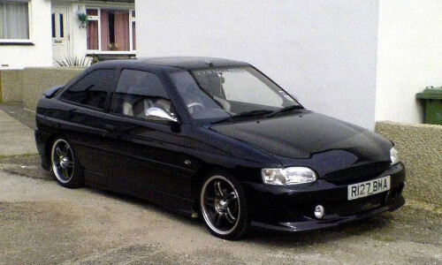 Ford Escort #13