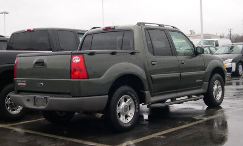 Ford Explorer Sport Trac #1
