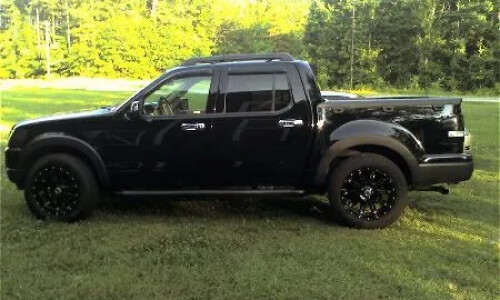 Ford Explorer Sport Trac #9