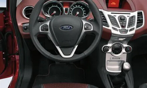 Ford Fiesta Sport #8