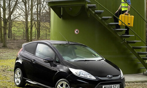 Ford Fiesta Van #5