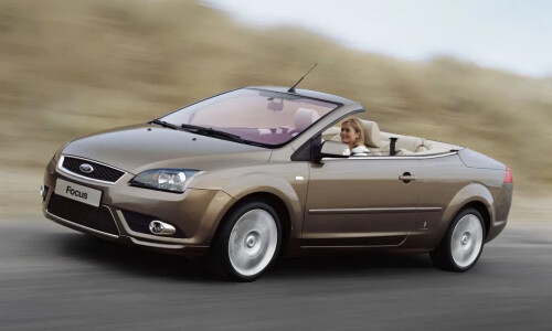 Ford Focus Coupé-Cabriolet #8