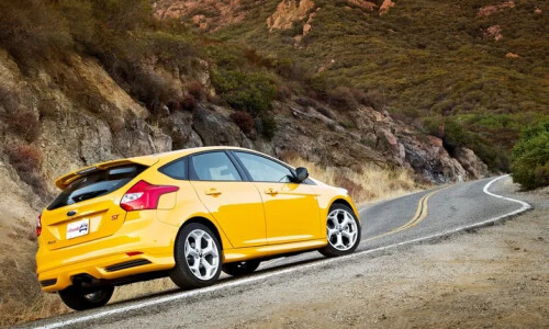 Ford Focus Fun X #9