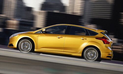 Ford Focus RS500 #13