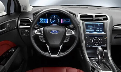 Ford Mondeo Hybrid #2