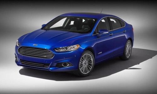 Ford Mondeo Hybrid #4