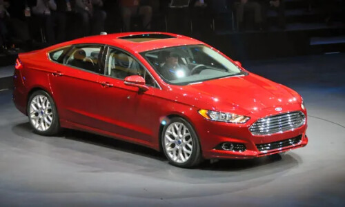 Ford Mondeo Hybrid #6