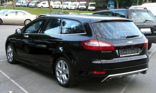 Ford Mondeo Turnier #8