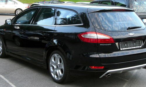 Ford Mondeo Turnier #13