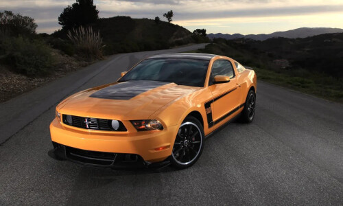 Ford Mustang 302 Boss #8