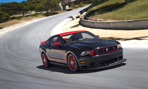 Ford Mustang 302 Boss #13